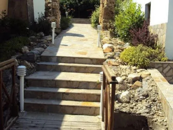 Villa Mirlevi