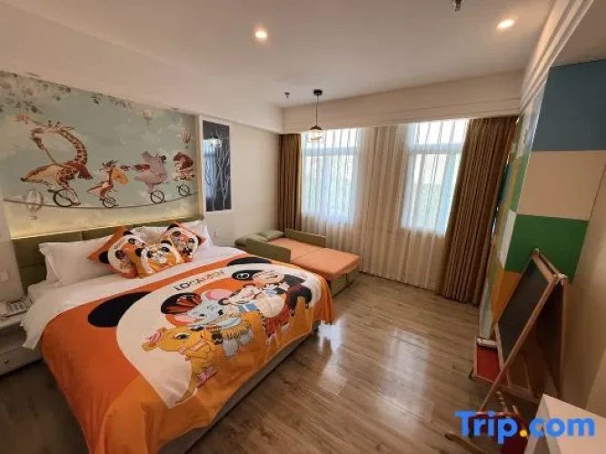 Standard Single Family room