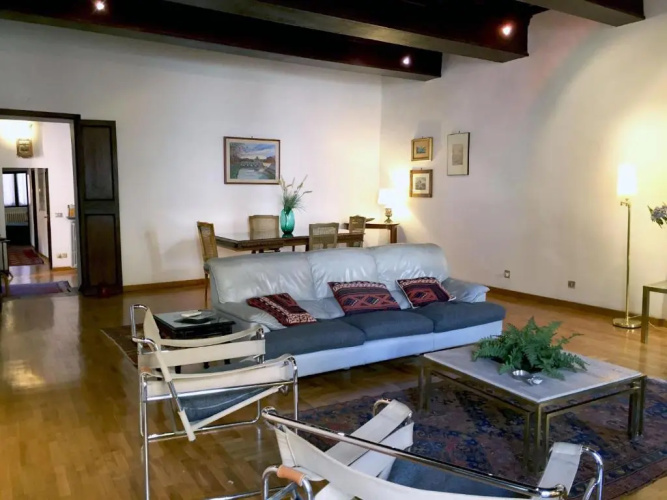 Navona Flat