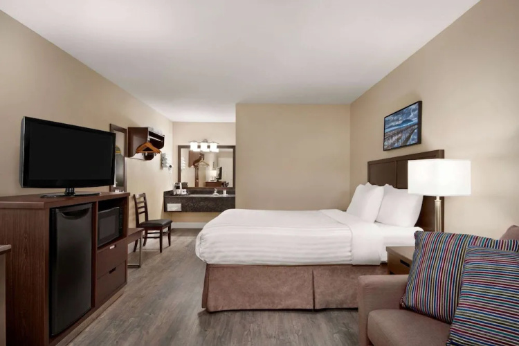 Travelodge Salmon Arm BC