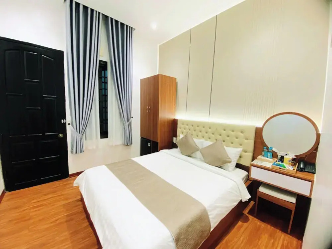Gaki Hotel