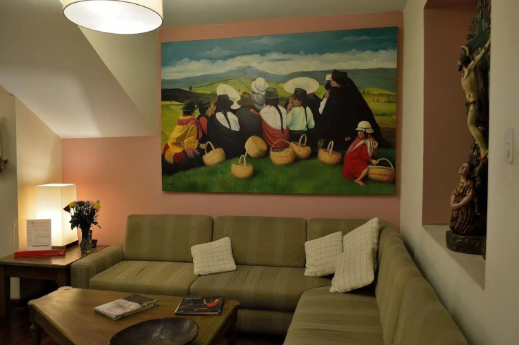 Kitu Hotel