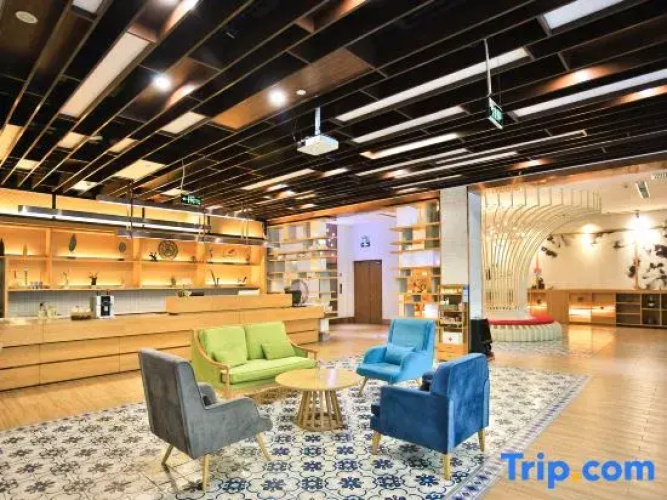 Huase Hotel