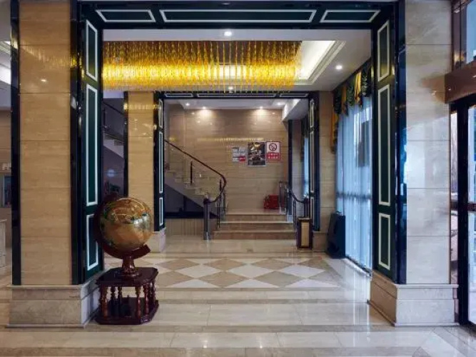 WP Guo Creative Hotel (Cangnan EMU Station Store)