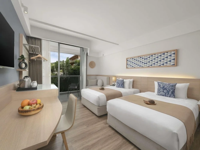 Classic Twin room with balcony