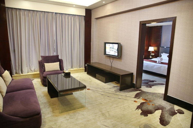 Deluxe Double Suite