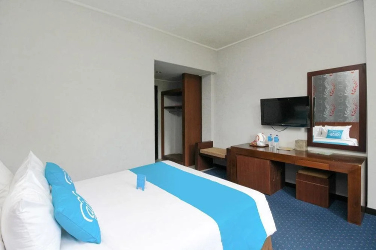 Hotel Makassar Marine