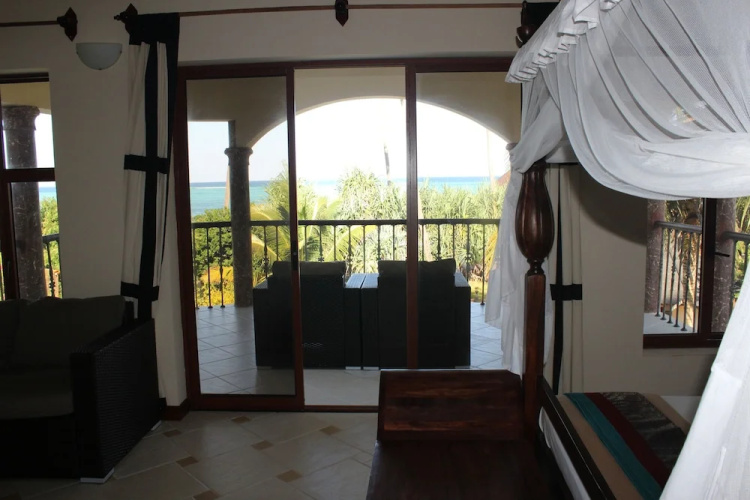 Zawadi Beach Villas