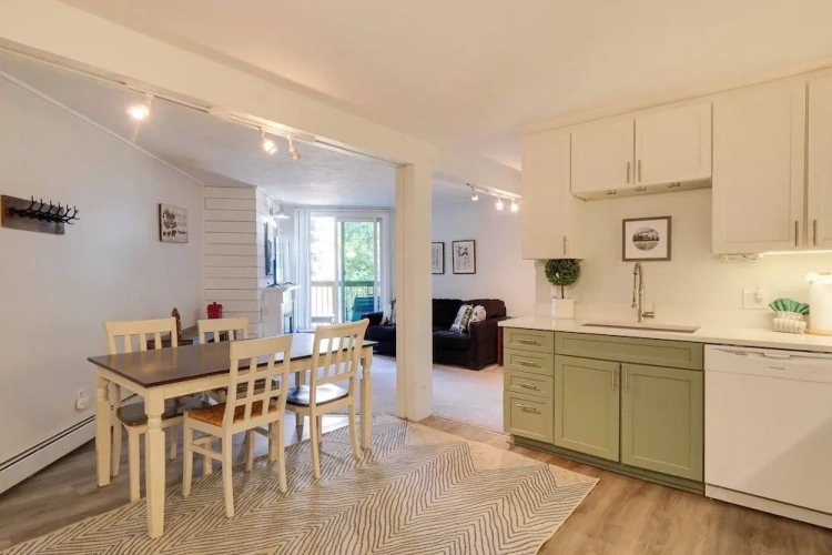 2 Bedrooms Apartment with balcony