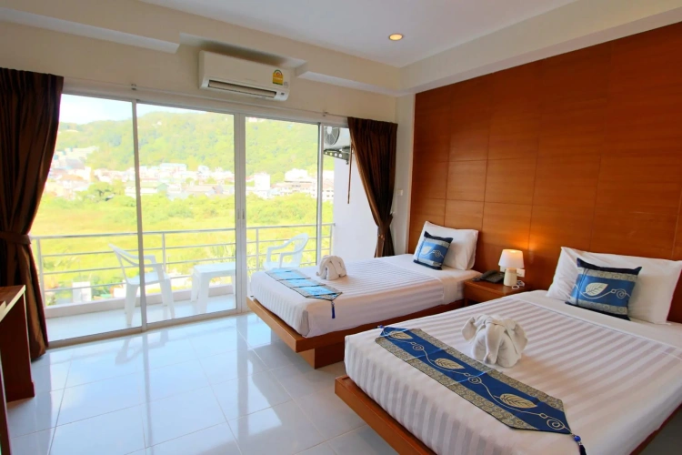 Deluxe Twin room