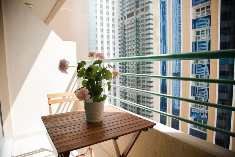 Marina Crown by HiGuests Vacation Homes