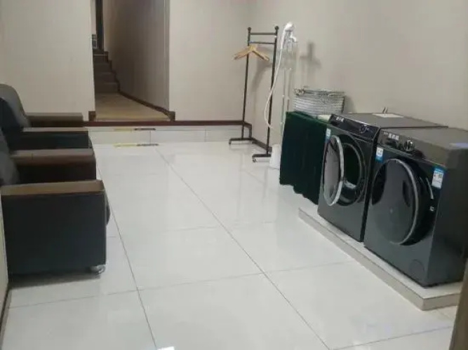 Huakang International Hotel