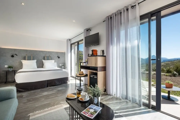 Quadruple Suite