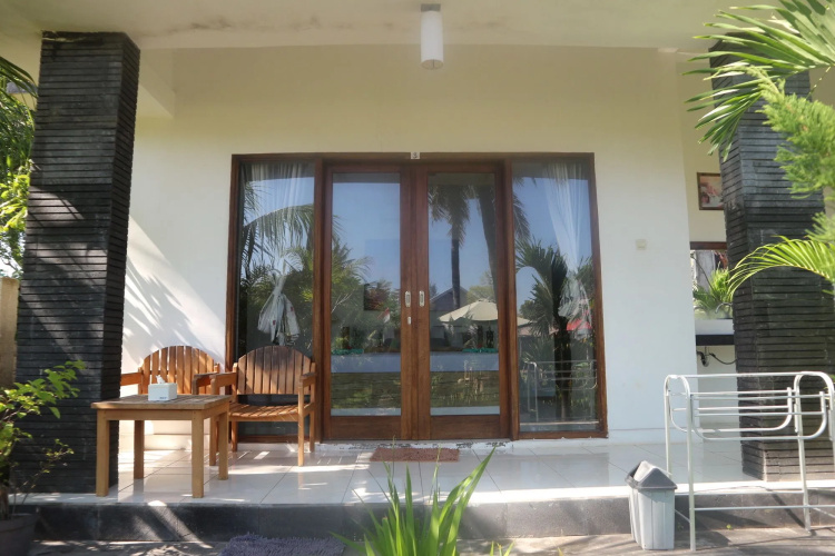 Palm Trees Villas