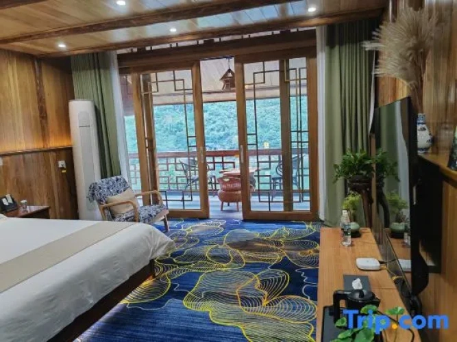 Standard Double room with river view