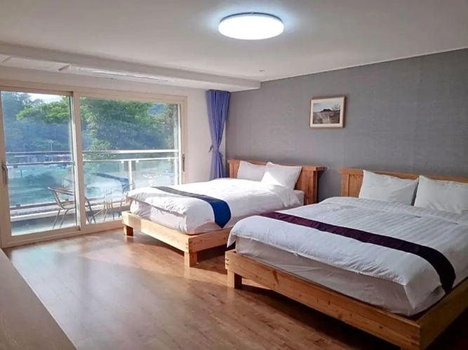 Standard Double room with balcony and with harbour view