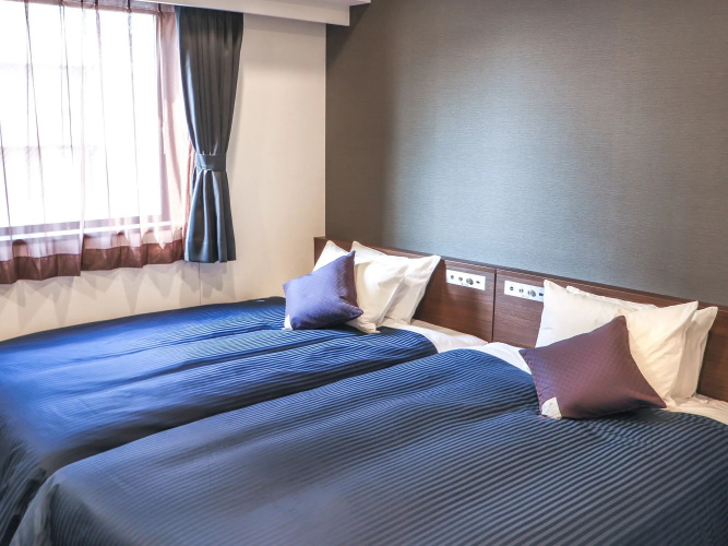 Hotel LiVEMAX Chibaminato Ekimae