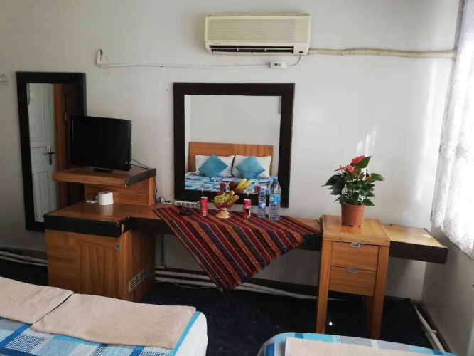 Omur Hotel