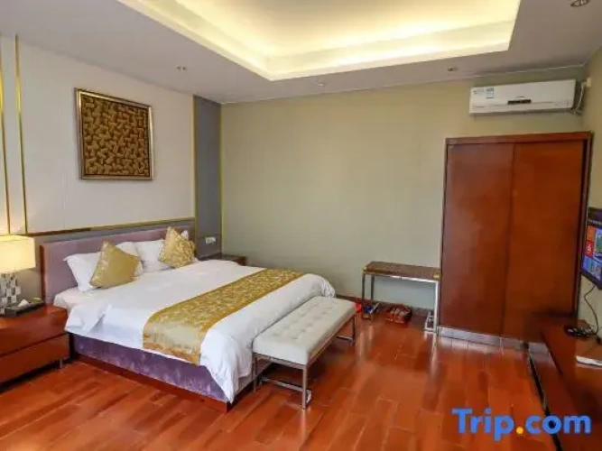 3 Bedrooms Villa