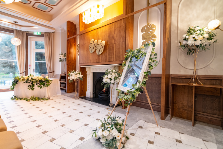 Clifton Hotel