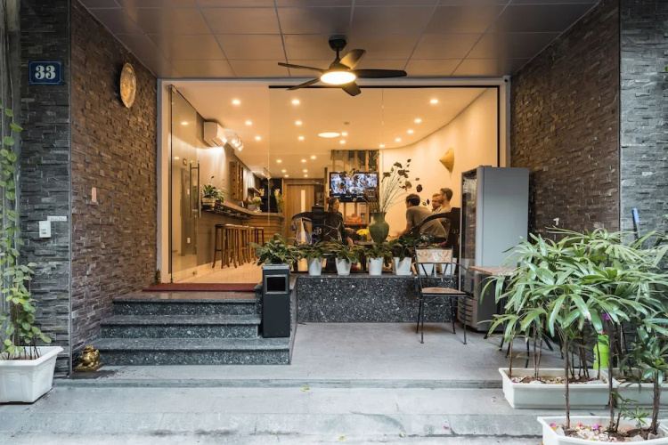 Narcissus Apartment