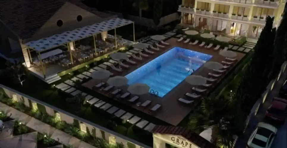 Grape Hotel