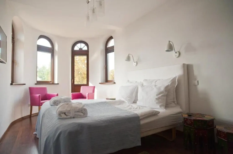 Suite with balcony