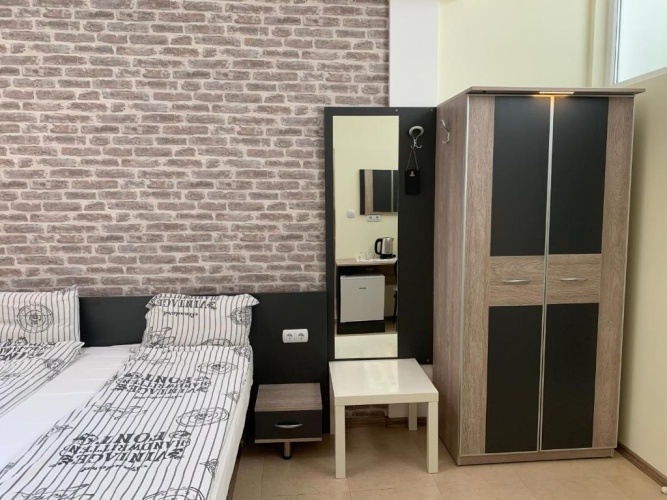 Economy Double Basement room