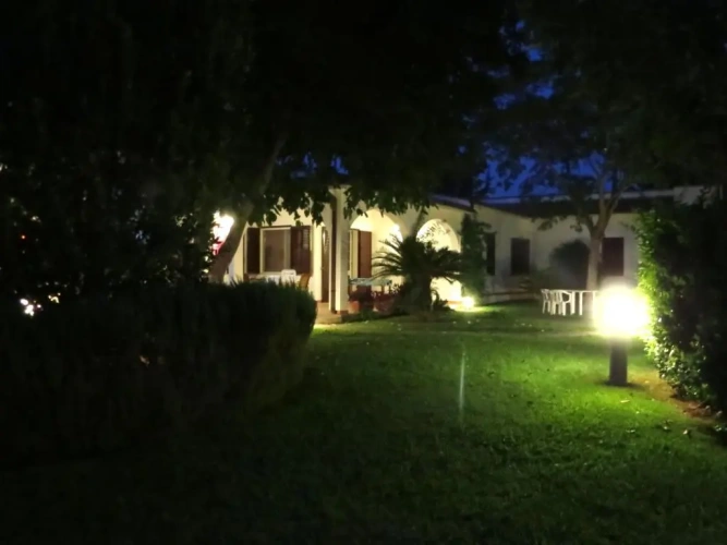 4 Bedrooms Cottage