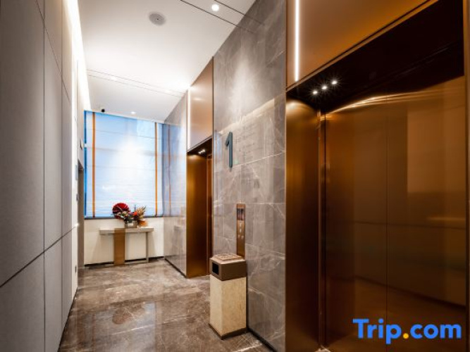 Shenyang Changbai island Atour Hotel