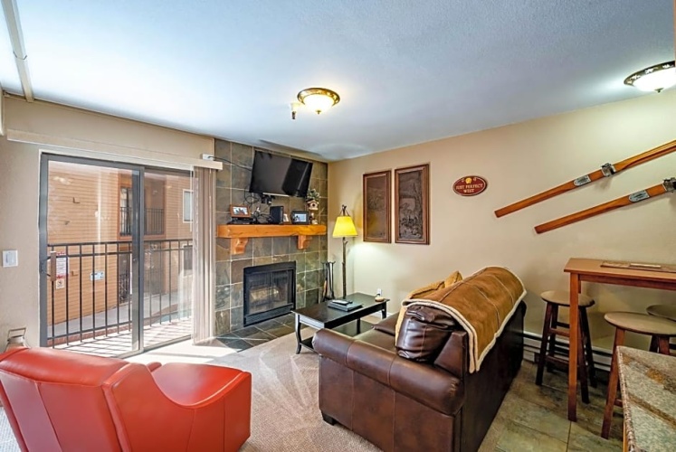 Deluxe Suite with balcony