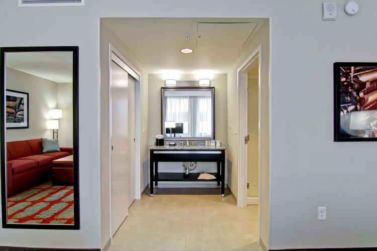 Hampton Inn & Suites Cincinnati-Downtown