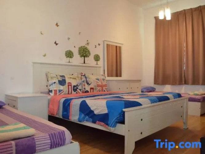 Standard Triple Family room