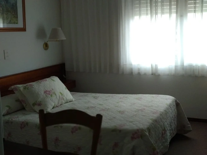Standard Triple room with city view