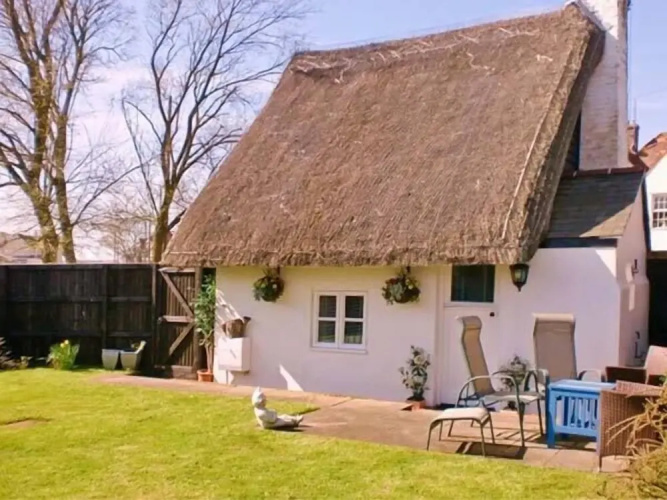 Little Thatch