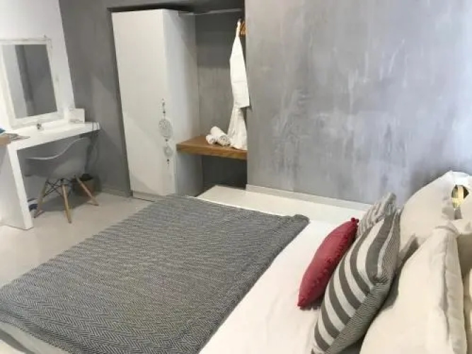 Blue Eye Apartment