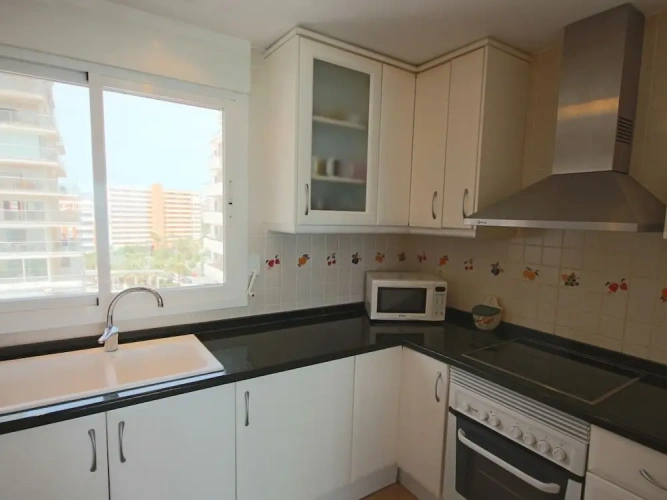 2 Bedrooms Apartment with sea view