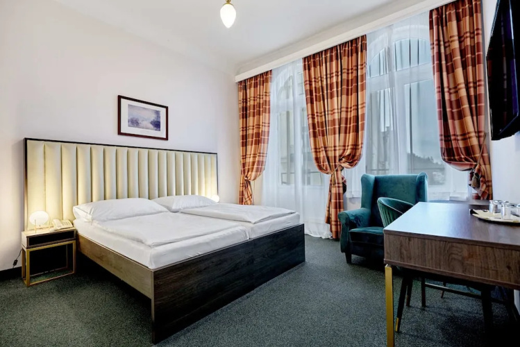 Hotel Maxim