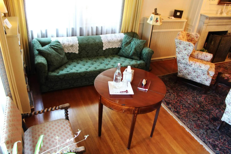 The Inn at Irwin Gardens