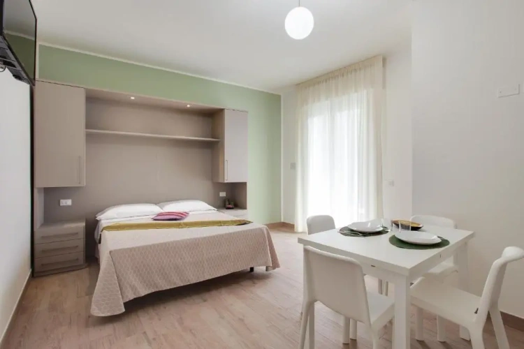Apartment with balcony