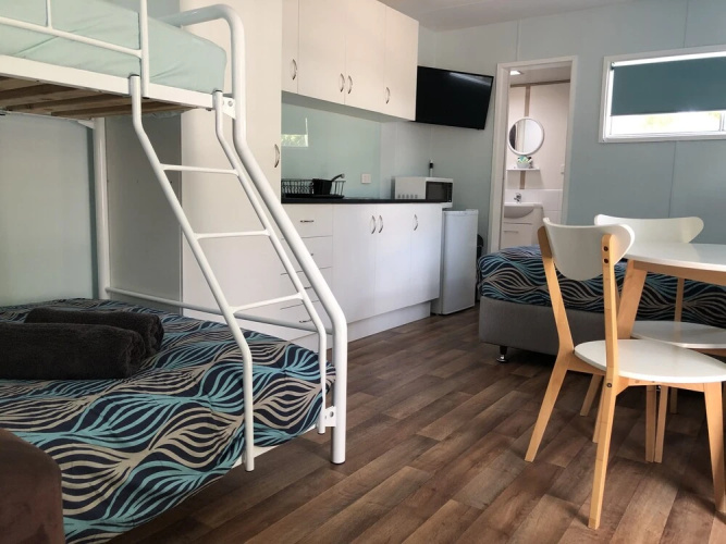 Acacia Caravan Park