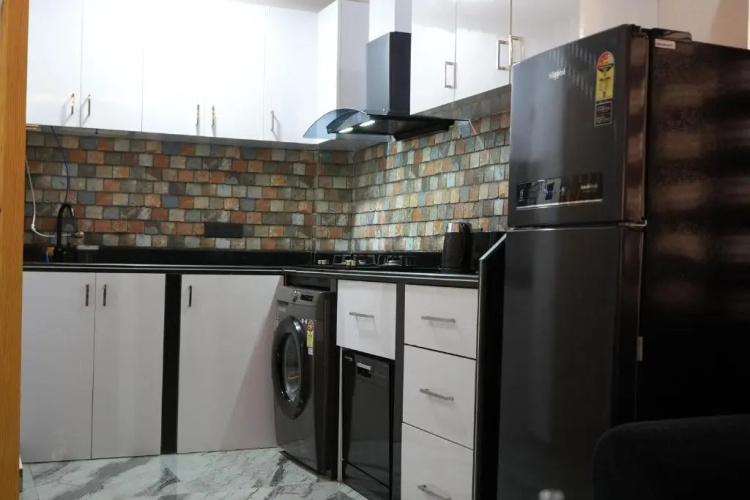 Service Apartment