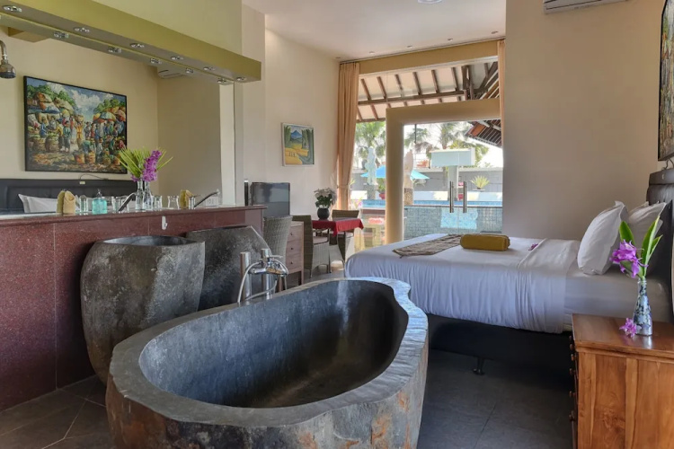 Villa Kayu Putih