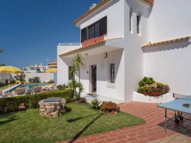Mira Mar Galé 440m from the Beach