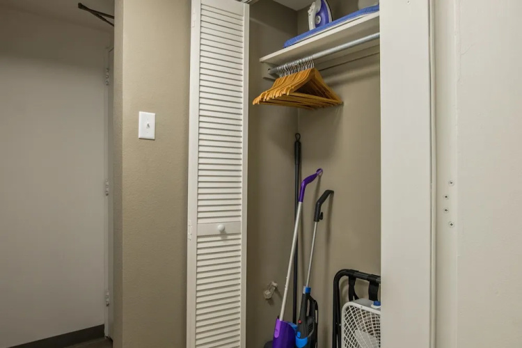 Studio Apt with WiFi by Frontdesk