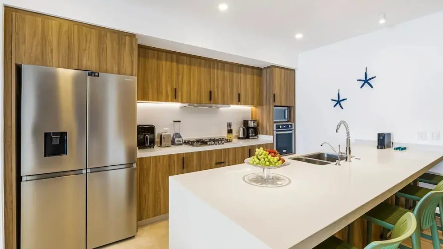 2 Bedrooms Comfort Apartment with balcony and beachfront