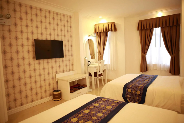Tulip Hotel 3