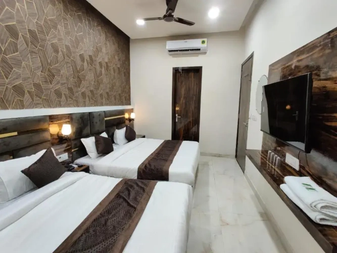 Deluxe Family room