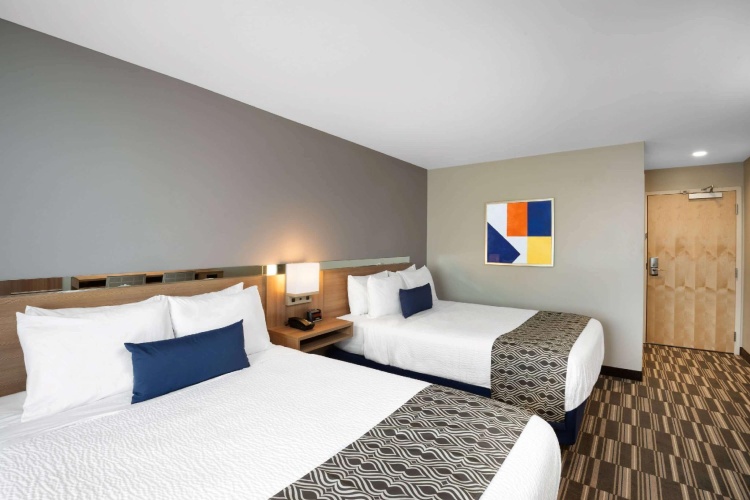 Standard Quadruple room