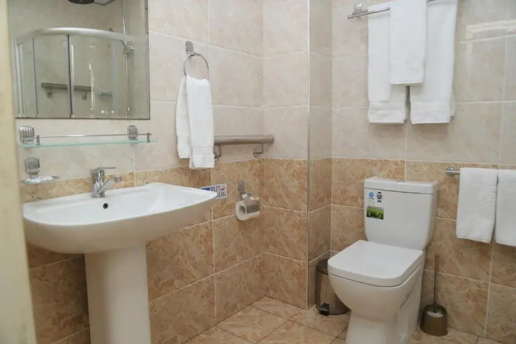 Bek Plus Hotel
